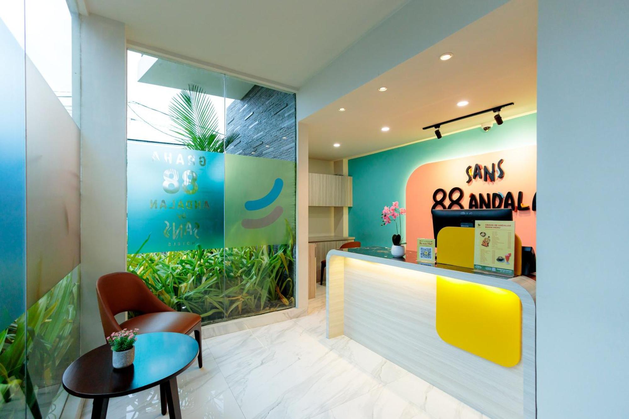 Sans Hotel 88 Andalan Surabaya By Reddoorz Luaran gambar