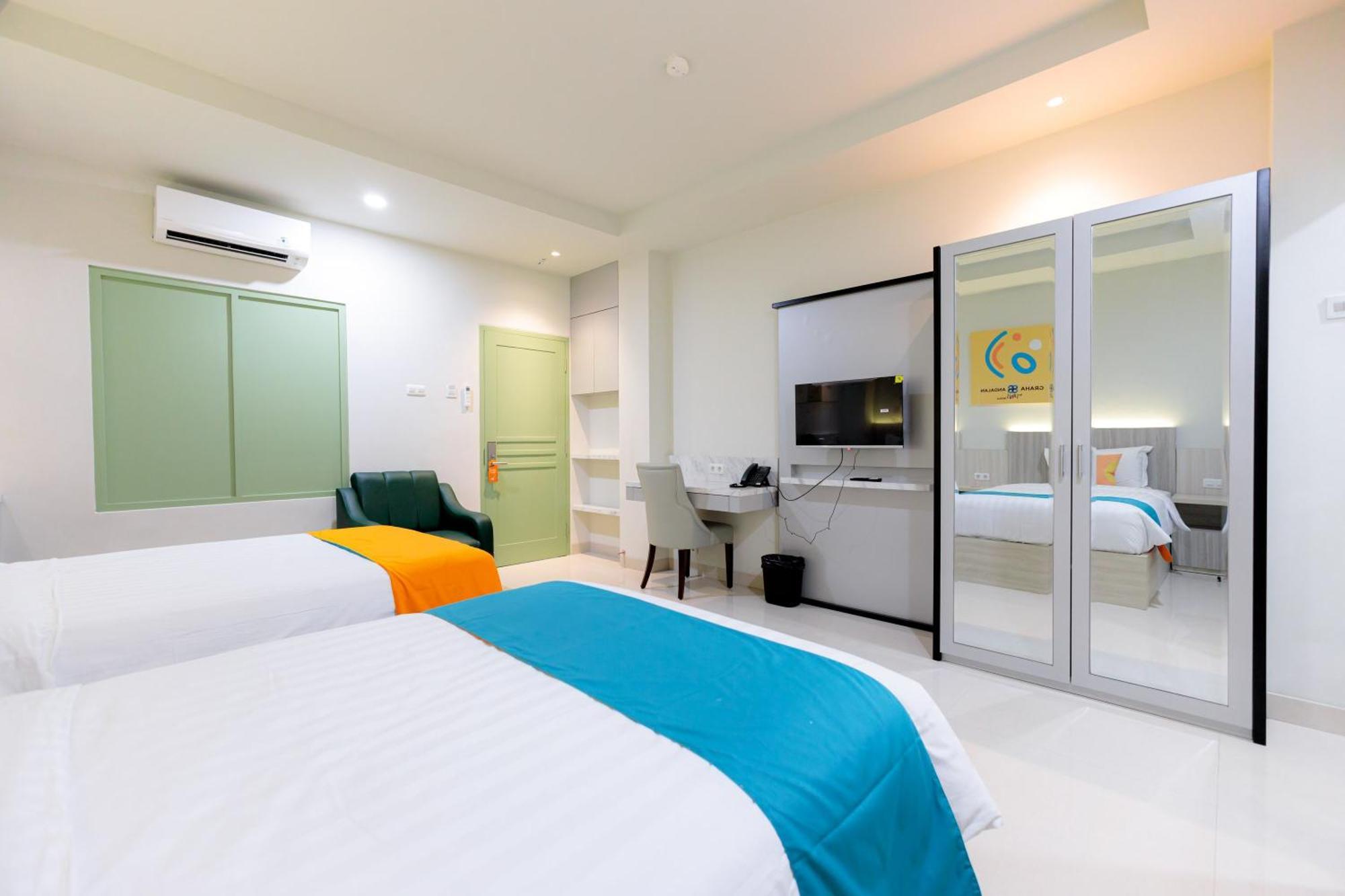 Sans Hotel 88 Andalan Surabaya By Reddoorz Luaran gambar